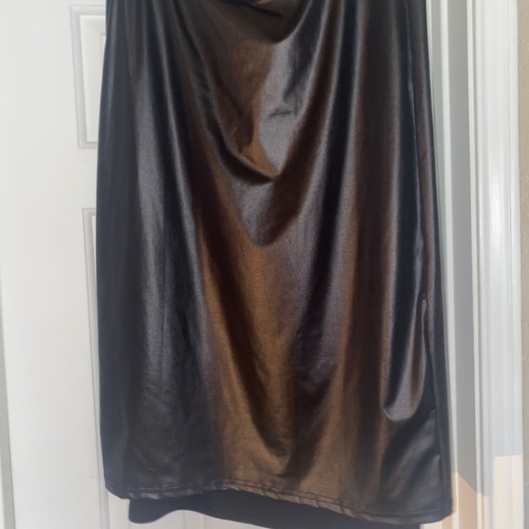 2 for 1 Black Midi Skirts XL - Picture 2 of 4